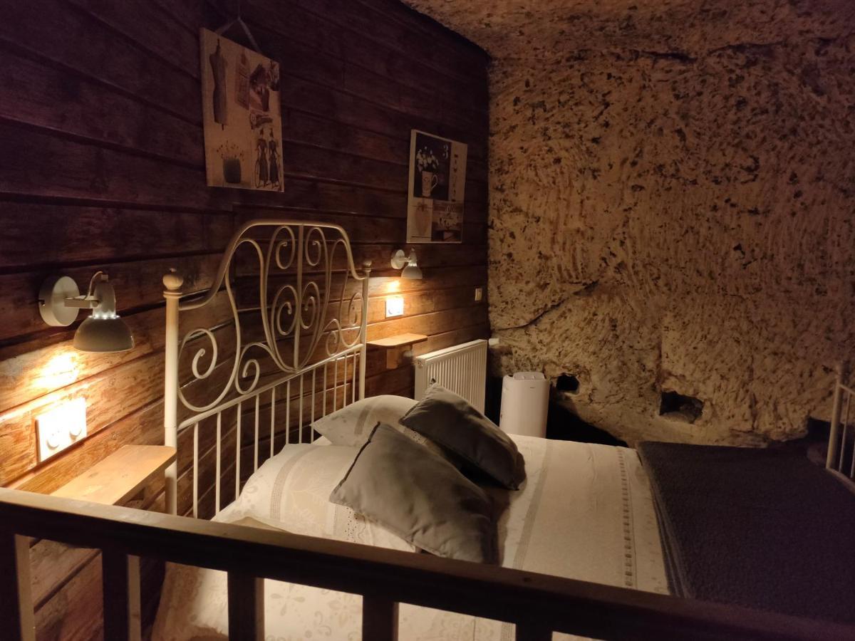 Les Troglos De Beaulieu Loches Exterior foto