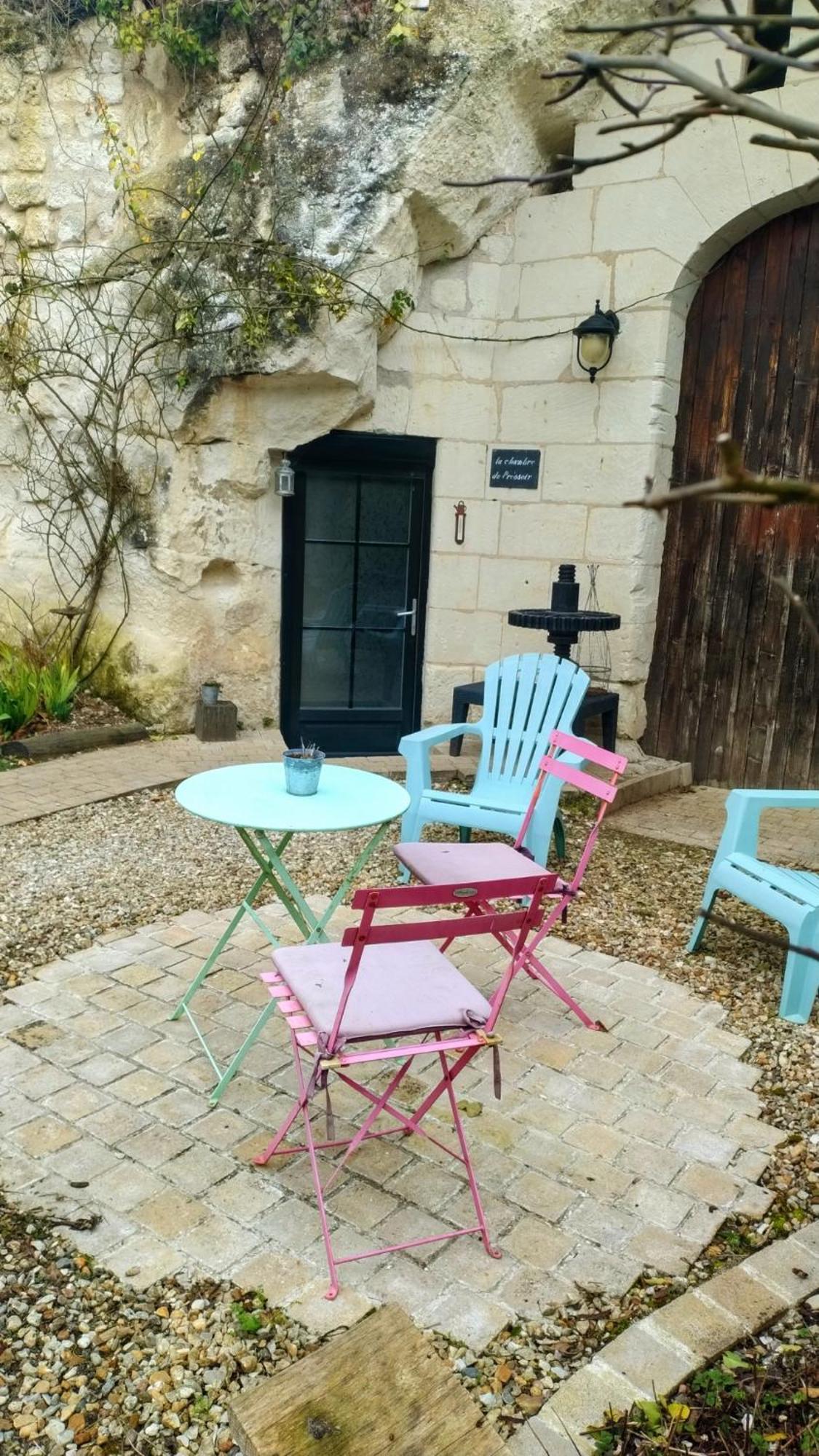 Les Troglos De Beaulieu Loches Exterior foto