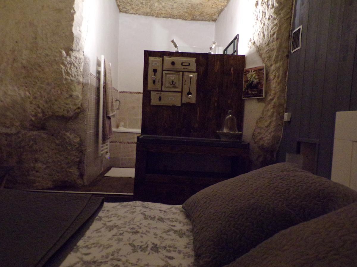 Les Troglos De Beaulieu Loches Exterior foto